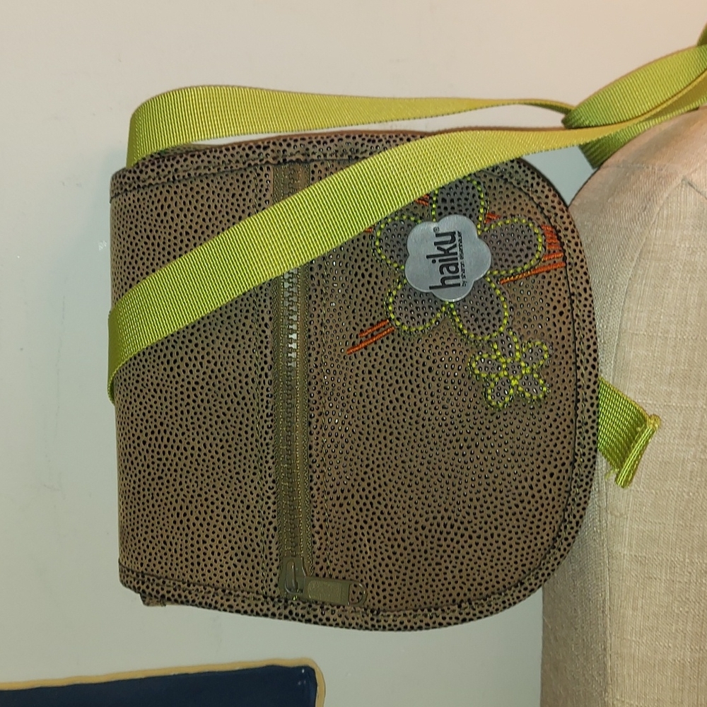 Haiku Crossbody Bag Floral Brown Vegan Leather Handbag Purse With Leaf Design